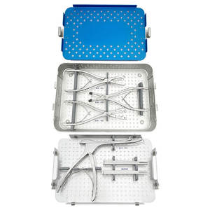 Kit complet d'instruments chirurgicaux orthopédiques en acier inoxydable pour traumatologie, comprenant des plastes à plaques et des pinces pliantes, de qualité chirurgicale manuelle - Product Image 1