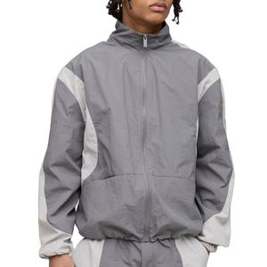 เซตเสื้อกันลมสองสีสำหรับผู้ชาย-แจ็กเก็ตซิปไนลอนสีเทาและกางเกงขาสั้นเข้าชุดออกกำลังกายน้ำหนักเบามี2026จำหน่าย - Product Image 3