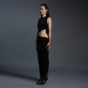 Women's <b>Skirts</b> Waist Logo Position Black Straight <b>Skirt</b> Vietnam ODM Custom Size Knitted Shimmering <b>Jersey</b> Stretchy <b>Skirt</b> - Product Image 3
