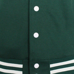Chaqueta Varsity Impermeable con Capucha, Reversible y Ecológica, 100% Lana, de Stonefield Manufacturing - Ropa de Calle para Invierno - Product Image 6