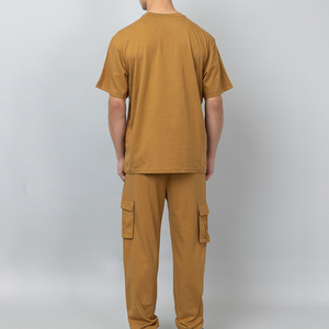 Nouvel Arrivage Ensemble Survêtement d'Été Homme Personnalisé Décontracté avec Strass, Vente en Gros, Couleur et Taille Personnalisables, T-shirt et Pantalon Unis en 100% Coton - Product Image 2