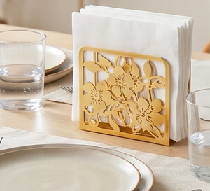 Porta Servilletas de Metal Dorado de Lujo con Elegante Diseño Floral, Perfecto para Guardar Servilletas en una Mesa con Estilo, para Uso en la Cocina y en la Comedor - Product Image 5