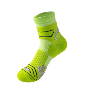 Men's Mid-Calf Basketball <b>Socks</b> Towel Bottom Thick Non-Slip Sweat Wicking Deodorant <b>Running</b> Athletic <b>Socks</b> - Product Image 2