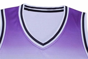 Conjunto de Uniforme de Baloncesto Sublimado Personalizado, Degradado Morado y Blanco, Cuello en V, Sin Mangas, Absorbe la Humedad, Ropa Deportiva Unisex para Adultos - Product Image 3