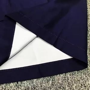 Shorts Bermuda pour homme, couleur unie violette, séchage rapide, taille élastique, avec poches zippées, style décontracté et sportif - Product Image 5