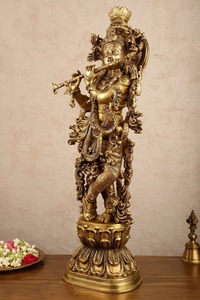 Figurines en résine EOB International Natraj Radha Krishna, artisanat Art Déco, décoration religieuse pour mariage et maison, décoration de table, lot de 2 - Product Image 5
