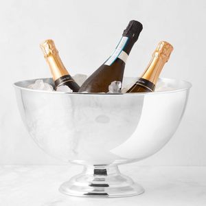Seau à glace élégant en métal pour la conservation professionnelle du champagne et du vin, idéal pour les restaurants, hôtels, bars, services de traiteur et célébrations de mariage - Product Image 6
