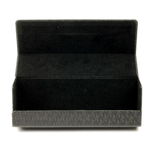 Estuche Rígido Rectangular de Cuero PU con Grabado Personalizado para Gafas de Alta Gama - Product Image 3