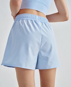 Shorts de sport vintage légers et tendance pour femme, taille haute, 100 % coton, avec fermeture éclair élastique, idéaux pour l'été et les tenues décontractées. - Product Image 3