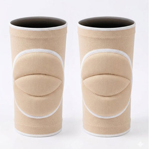 Rodillera de tela de alta densidad diseñada para entrenamiento, ejercicios deportivos, prácticas de fitness y movimiento activo. - Product Image 1