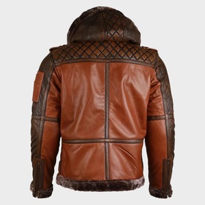 Chaqueta de aviador de cuero marrón desgastado con capucha de piel sintética y hombros acolchados - Product Image 2