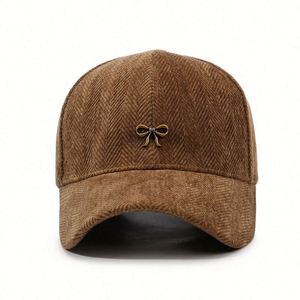 Gorro de Béisbol Elegante de Invierno con Diseño de Pata de Gallo para Mujer, Gorro Deportivo Cálido con Lazo - Product Image 3