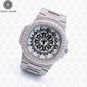 ชาร์ม_จิวเวลส์นาฬิกาข้อมือผู้หญิงสุดหรู สแตนเลสสตีล หน้าปัดกลม ระบบควอตซ์ ขนาด 40 มม. ขอบหน้าปัดประดับเพชร ตัวล็อคแบบพับได้ - Product Image 1