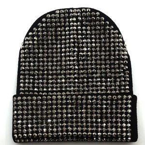 Wholesale Customized Winter <b>Beanie</b> <b>Hats</b> Multi-Color Solid Pattern Warm Caps for <b>Men</b> Women Rhinestone Design Embroidery <b>Beanies</b> - Product Image 4