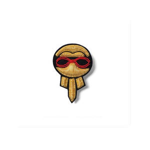 Broche Decorativo de Moda con Bordado Floral Hecho a Mano y Detalles de Cuentas, con Diseño de Flor Elaborado a Mano - Product Image 3