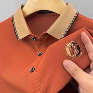 เสื้อเชิ้ตผู้ชายดีไซน์ใหม่ระดับไฮเอนด์ สไตล์ลำลอง สำหรับกอล์ฟและกีฬาอื่นๆ ผ้าแคนวาส ระบายอากาศได้ดี โลโก้ด้านหน้า คอเสื้อสีสันสดใส แขนสั้น สามารถสั่งทำได้ - Product Image 2