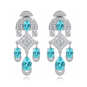 Boucles d'oreilles de luxe géométriques en forme de lustre avec strass en cristal bleu, en argent 925 plaqué rhodium, bijoux de soirée pour femme - Product Image 4