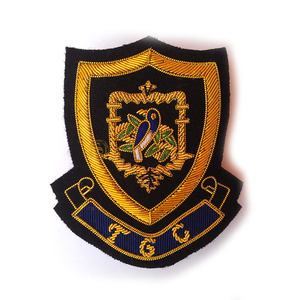 Insignias Bordadas de Alta Calidad, Último Modelo, Hechas a Mano con Hilo de Oro y Decoración de Cuentas, Tipo Coser, Alta Calidad, Último Modelo - Product Image 1