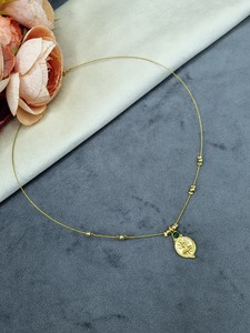 Collar con Colgante de Moneda de Templo de Lujo para Mujer, Acabado Dorado, Amuleto Lakshmi, Joyería Festiva Minimalista Tradicional para Uso Diario - Product Image 3