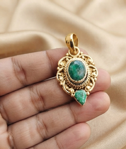 Natural Green <b>Emerald</b> 925 Sterling Silver Bezel Setting <b>Pendant</b> Yellow Gold Rose Gold Plated Handmade Vintage Gemstone Jewelry - Product Image 4