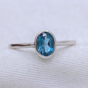 Nouveauté Londres Topaze Bleue Pierre Précieuse 925 Solide En Argent Sterling À La Main Anneaux Bijoux Pour La Vente En Gros - Product Image 6