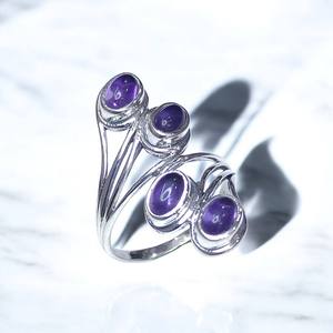 Anillo de Plata 925 con Cuatro Piedras Preciosas de Alta Calidad, Piedra Lunar y Amatista, Precio al por Mayor, Joyería para Mujer - Product Image 3