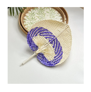 Éventail en bambou naturel fait main, idéal pour se rafraîchir en été et pour les événements en plein air - Product Image 1