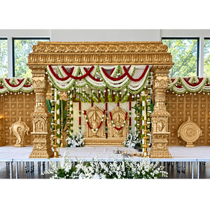 Exquisito Mandap Tradicional Hindú del Sur de la India para Bodas, Mandap de Madera Dorada con Decoración Floral para Decoración de Bodas en EE. UU. - Product Image 1