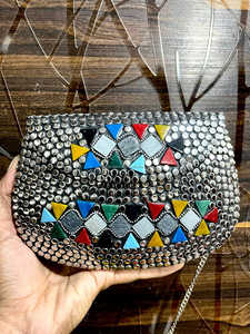 Sacs de soirée de luxe en cristal et strass pochettes pour femmes de l'Inde à vendre en vrac - Product Image 3