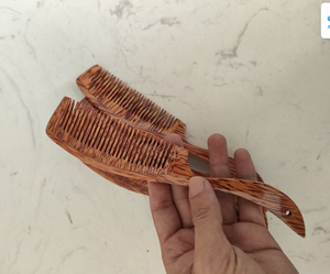Peigne en bois naturel de qualité supérieure Tradebyd pour le contrôle de la chute des cheveux, l'entretien de la barbe, antistatique, pour usage domestique, artisanat naturel - Product Image 2