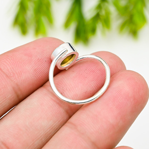 แหวนพลอยเงินแท้ 925 สีเหลืองสำหรับงานปาร์ตี้ - Product Image 3