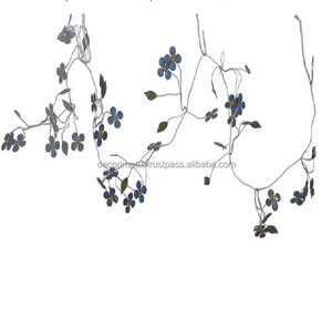 Guirnaldas hechas a mano Premium Festivo Multicolor Guirnaldas de Navidad Entradas atractivas Jingle Bell Curly Twig Garland - Product Image 2