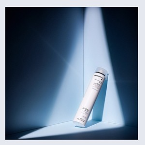 Champú para la caída del cabello MEDAVITA Revital Homme 10 Champú para hombres Cuidado del cuero cabelludo Fortalecimiento del cuero cabelludo 250ml Hecho en Corea - Product Image 6