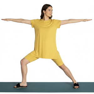 Conjunto de ropa deportiva de otoño para mujer: shorts de ciclista y camiseta de ajuste holgado, diseño de moda nuevo, venta al por mayor para boutiques. - Product Image 2