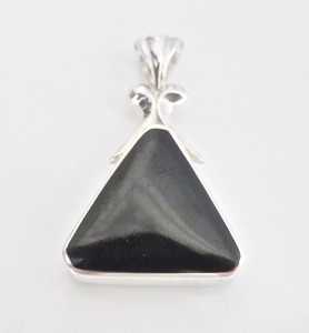 Colgante Hecho a Mano de Plata de Ley con Jet Azul de John Whitby, Chapado en Oro/Plata Vintage, Joyería Elegante, Regalo de Compromiso - Product Image 2