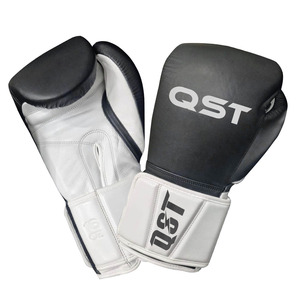 ถุงมือชกมวย MMA แบบมืออาชีพ QST พร้อมโลโก้สั่งทำพิเศษ วัสดุ PU ทนทาน ปิดด้วยแถบตีนตุ๊กแก ระบายอากาศได้ดี เหมาะสำหรับการฝึกซ้อม - Product Image 6