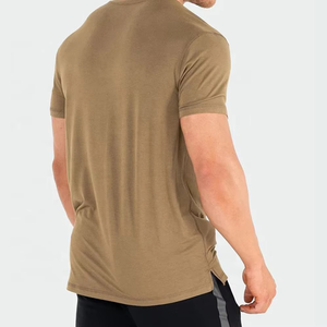 T-shirt de sport pour homme, coupe classique, col rond, manches courtes, respirant, séchage rapide, logo sur le devant, 100% coton, qualité supérieure, nouveau modèle. - Product Image 5