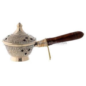 Quemador de incienso de carbón de latón puro, quemador Loban Sambrani Dhoop con mango de madera para el hogar - Product Image 1