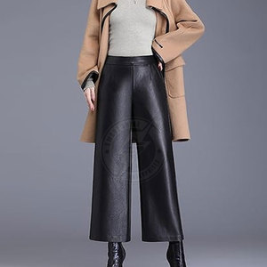 Pantalons en cuir pour femmes, style unique, sur mesure, à vendre. Personnalisez votre propre design de pantalon en cuir pour femmes. - Product Image 4