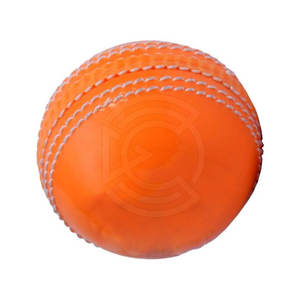 Nouvelle balle de cricket, fabriquée avec une finition en cuir de qualité supérieure, une couture robuste et une excellente stabilité de balancement pour les joueurs. - Product Image 4