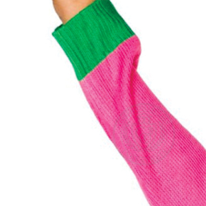 Cárdigan de punto acrílico verde y rosa de la hermandad Alpha K con bordado de letras griegas AKA, manga larga y cuello en V. - Product Image 3