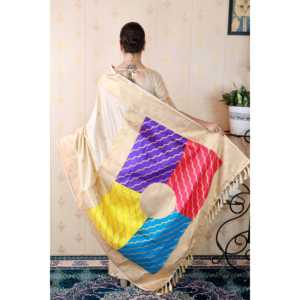 ผ้าไหมนุ่มแบบบาแนรัส พร้อมผ้าคลุมไหล่หลากสีครีม ทอแบบซารี  สำหรับเสื้อผ้าอินเดียและปากีสถาน - Product Image 4
