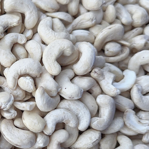 Wholesale Cheap Cashew <b>Nuts</b> WW180, WW240, WW320, LP, WS Wholesale Raw Cashew <b>Nuts</b> Cashew <b>Nuts</b> Short Leadtime - Product Image 1