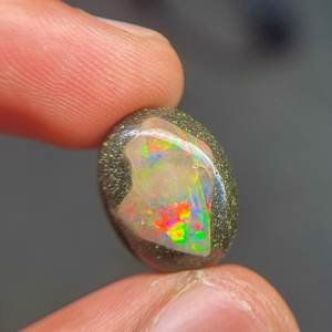 โอปอลไฟเอธิโอเปียธรรมชาติทรงรีแบบคาโบชอง หลายสี สำหรับขายส่ง ใช้ทำเครื่องประดับ - Product Image 4