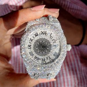 Splendide montre analogique à quartz pour homme avec strass, boîtier en cristal saphir, chronographe de luxe, mouvement ETA antique, 28 mm - Product Image 3