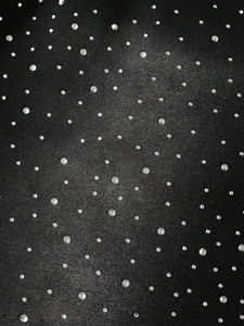 กางเกงขาสั้นผู้ชายไซส์ใหญ่ ผ้าแคนวาสคุณภาพสูง เอวกลาง ยางยืด หนานุ่ม แต่งลายขาดๆ  ปักโลโก้ตามสั่ง ประดับคริสตัล ระบายอากาศได้ดี - Product Image 5