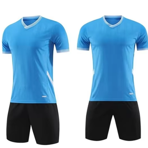 Maillot de football unisexe personnalisé OEM ODM à séchage rapide, respirant, en maille 100 % polyester, avec impression sur mesure - Product Image 2