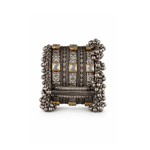 Bracelets en métal ajustables de qualité supérieure pour femmes, bijoux de mode pour un usage quotidien, disponibles à un prix compétitif - Product Image 3