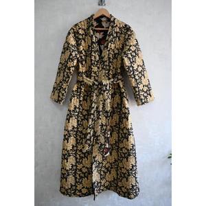 Chaqueta Kimono de Algodón Floral Hecha a Mano con Cuello en V para Mujer, Bata Larga Estilo Boho Indio, Ligera, con Cierre de Cordón - Product Image 1