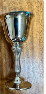 Gobelet à vin médiéval personnalisé fait main, peint à la main, en résine et acier inoxydable, décoration d'intérieur, design médiéval coloré en métal - Product Image 4